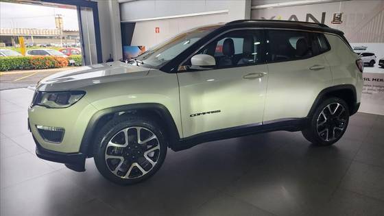 JEEP COMPASS 2.0 16V FLEX LIMITED AUTOMÁTICO JEEP COMPASS 2.0 16V FLEX LIMITED AUTOMÁTICO
